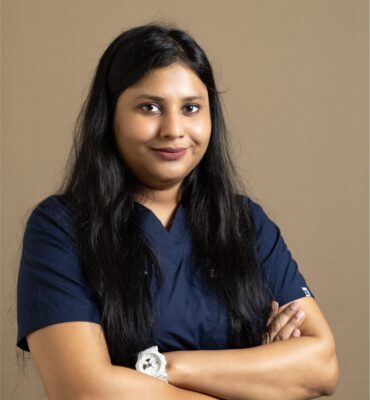 Dr. Saira – Physiotherapist at Synchrony Clinic - Synchrony Chiropractic & Sports Physiotherapy - Chiropractor Near Me | Delhi | Noida | Chandigarh Dr. Saira, physiotherapist at Synchrony Clinic, specializing in patient care, rehabilitation, and holistic physiotherapy treatments.”