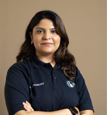 Dr. Bushra Bano, Sports Physiotherapist and Women’s Health Specialist at Synchrony Clinic, with expertise in sports injuries, rehabilitation, and women’s healthcare.